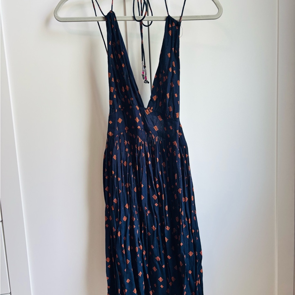Sexy Summer Dress with Flowing Skirt